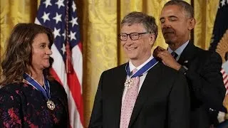 Obama gives Medal of Freedom to 21 honorees