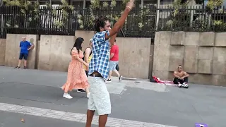 DORME SUJO🎤CANTA ESSE CLÁSSICO NA PAULISTA.(12/11/2023).