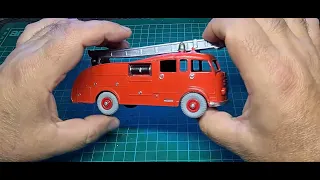 restoration of fire engine nr 555 (dinky toys)