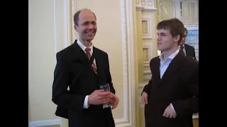 World Chess Blitz 2009 Carlsen and his Father. Chess History.
