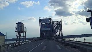 Черкаси. Черкаська дамба через Кременчуцьке водосховище. Річка Дніпро / Днепр /