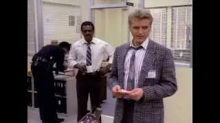 Sledge Hammer - S01E11 - Жить и умереть на ТВ / To Live And Die On Tv