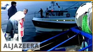🇫🇷 🇬🇧 French fishermen assault British boats over scallops | Al Jazeera English