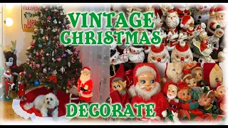 Decorating Our Tree in ONLY VINTAGE CHRISTMAS! Retro Vintage Christmas Collection Tour 🌟