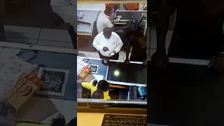 CCTV theft caught live.