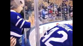 Tyler Bozak and his son Kanon with their pre game ritual #adorable