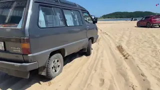 Toyota Town Ace CR30 1987 sand ride