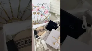 ASMR | unboxing Dior spring box and phone charm ✨💓 ASMR makeup , Dior beauty