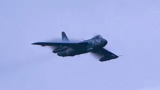 4K | Hawker Hunter with High Speed Pass + Blue Note Sound!