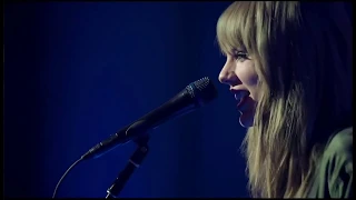 Taylor Swift - Delicate (acoustic live)