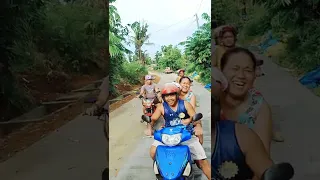 Sakay sa Motor Paakyat Kami sa Pagador's Farm in Sitio Mahalo / Sap-ang Silago Southern Leyte.