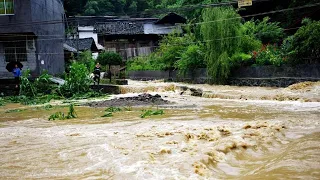 Live: Rainstorm yellow alert issued as incessant downpours continue in S. China直击南方多地洪涝汛情