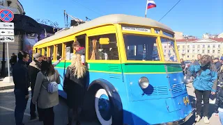 Ретро-троллейбусы на VII Параде ретро-транспорта в Санкт-Петербурге