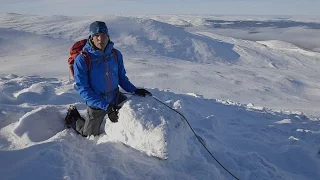 Winter skills 2.6: making a belay on the plateau