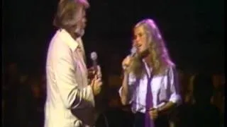 DON'T FALL IN LOVE WITH A DREAMER - KENNY ROGERS AND KIM CARNES