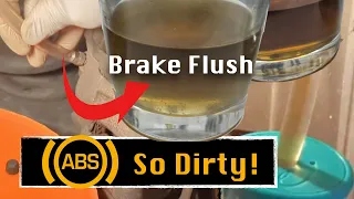 COMPLETE brake flush w/ ABS bleeding. How dirty the fluid! - Honda
