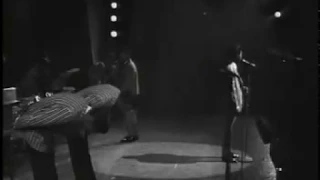 James Brown & The Famous Flames "Outasight!" Live Olympia Paris 1967 - Rare!