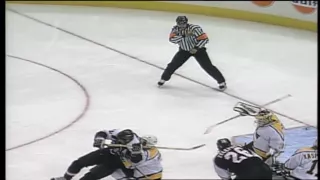 John LeClair ties Game 4 against Penguins