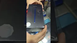 Note 10 plus unboxing aura Glow