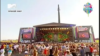 Arash with Emelie fjällström. Live Moscow. Pure love and broken angel