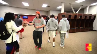 Pitt State Football Locker Room Revealed (player reaction)