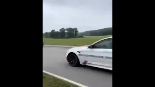 BMW s1000rr Vs BMW M5