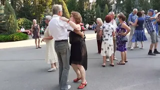 ЖЕНЩИНА ВОЗДУХ, ЖЕНЩИНА ВОДА! ТАНЦЫ В ХАРЬКОВЕ 2021 #retrodancing