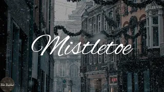 Justin Bieber - Mistletoe (Lyric Video)