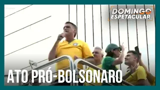 Apoiadores do ex-presidente Jair Bolsonaro fazem manifestação na Avenida Paulista