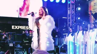 Mariah Carey: HERO LIVE NYE 2018 (Audience Footage) 🎉