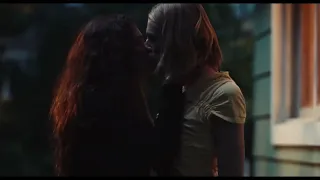 Zendaya Kissing Scene - Euphoria 2x03