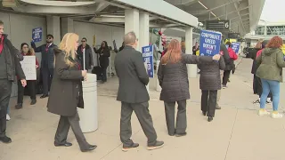 Flight attendants rally at airports, including Cleveland Hopkins, to protest lack of new contract