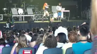 Neon Hitch - Ass Back Home (Live)