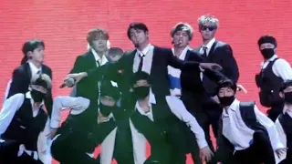 Mi Gente BTS dance moves mix ... Korean K-Pop mix...army go crazy..