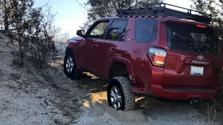 2016 Toyota 4Runner SR5 - testing a hill climb