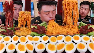 ASMR# Xiaofeng Eating fast food Really delicious | Yummy Beef tendon, fry  Noodles, Egg Mukbang EP68