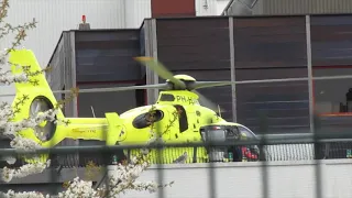 [17-4-2021] Ambulances 06-158 en 05-114 A1 en Lifeliner 3 stijgt op van het MST