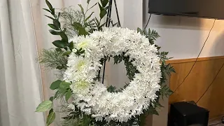 How to make funeral flowers