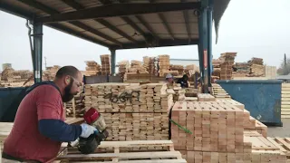 haciendo pallets de madera