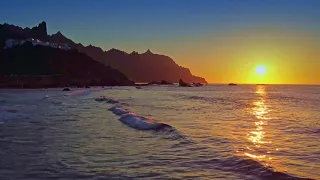 Beautiful sunset. Cool music . Красивый закат. Классная музыка.