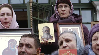 Св. Лука Крымский своим образом прошел вместе с копией Годеновского Креста вокруг Кремля.