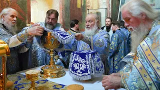 Патриаршая Божественная литургия наУспение Пресвятой богородицы вУспенском соборе Московского Кремля