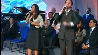 Leonardo Gonsalves e Laura Morena (Ele virá)