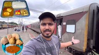 Gorakhpur-LTT Kushinagar Exp Train Journey *Chalti train se Phone gira*