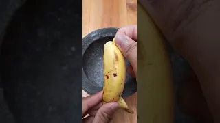 Banana Smoothing Is Unique And Fun #satisfying #crush #shorts