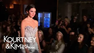 Kendall on the Catwalk | Kourtney & Kim Take New York Bonus Scene | E!