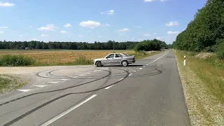 Mercedes Benz 190 2.3-16v some donuts before going on sale.