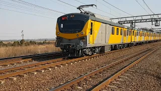 Prasa's Metro Rail 10m5 heading towards Esselen Park station JHB