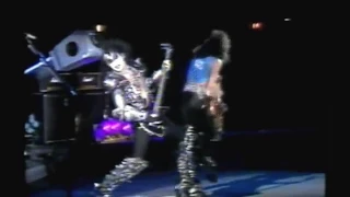 Kiss-live in Rio-Creatures Tour-Maracanã stadium-1983-HQ-Vinnie Vicent/Eric Carr