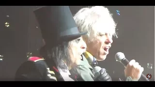 Alice Cooper with Bob Geldof - "School's Out"